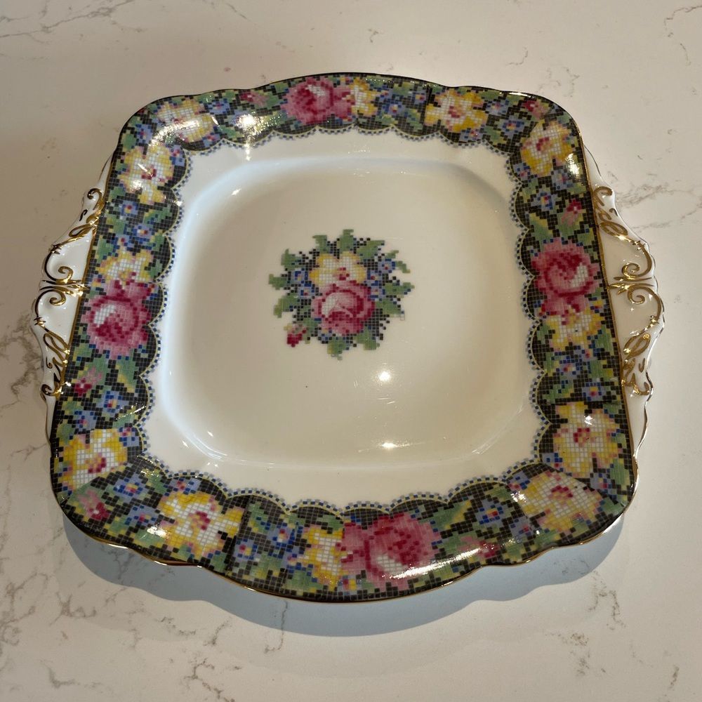 Paragon China Cake plate - Gingham Rose